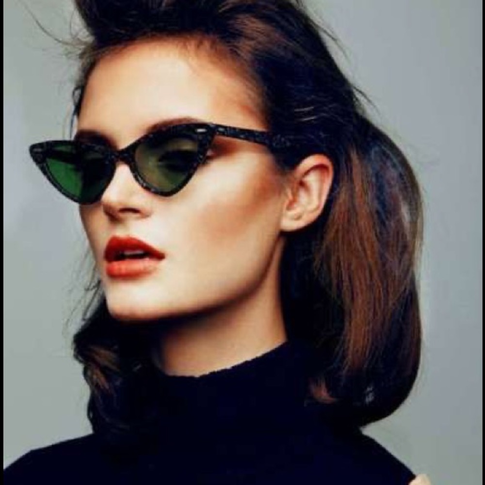 SUNGLASSES - Picture 2 of 4